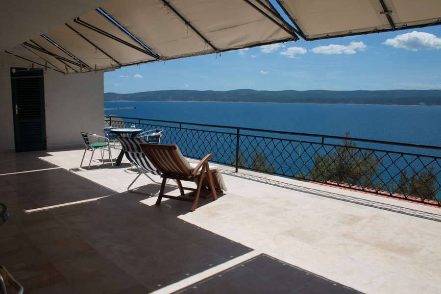 terrace directly seaview
